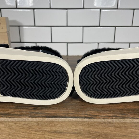 Toms Paxton Womens Size 8.5 Shoes Black Croc Embossed Leather Faux Fur Sneaker - Picture 8 of 13